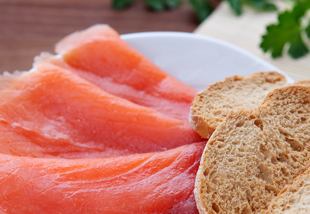 Seis ideas refrescantes con salmón para el verano