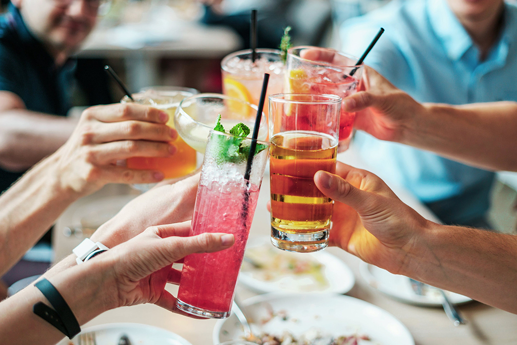Cuatro bebidas para refrescar tu verano